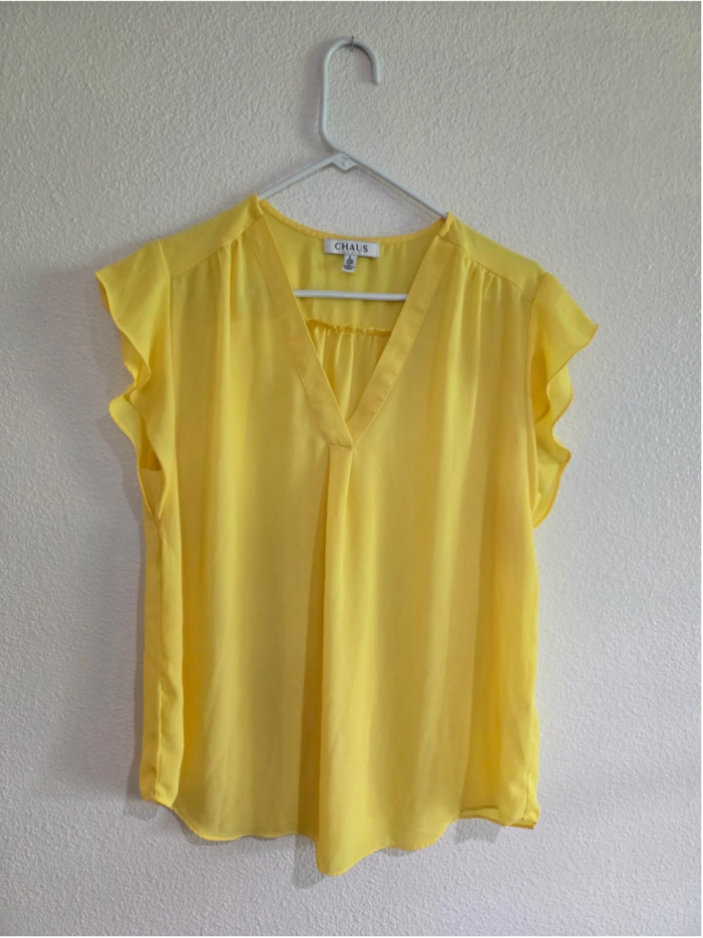 CHAUS Women’s L Yellow V-Neck Flutter Sleeve Blouse